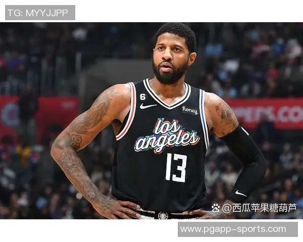 攻防兼备的保罗乔治半场表现出色贡献12分2板2助3断1帽 攻防兼备的保罗乔治半场表现出色贡献12分2板2助3断1帽