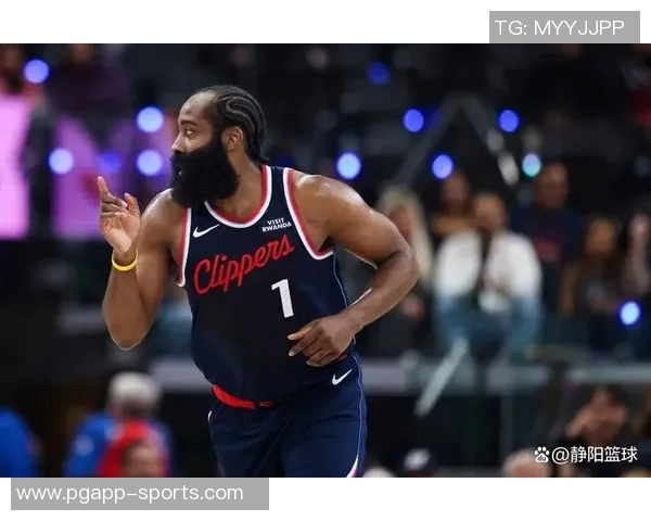 哈登逆风翻盘展现领袖风范快船客场逆袭质疑声中再创辉煌