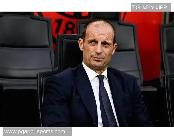 米兰老板卡迪纳莱亲临球队探访与球员阿莱格里亲切互动 米兰老板卡迪纳莱亲临球队探访与球员阿莱格里亲切互动